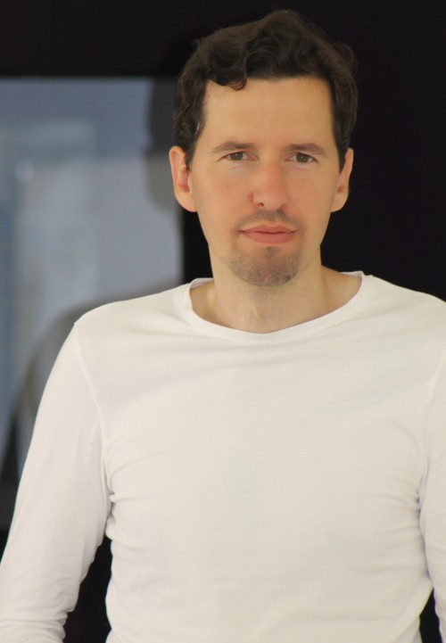 Engin Iktir